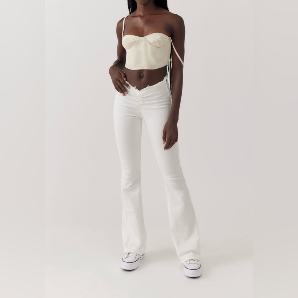 NWOT Urban Outfitters BDG Ruched V Front Flare Jean in White